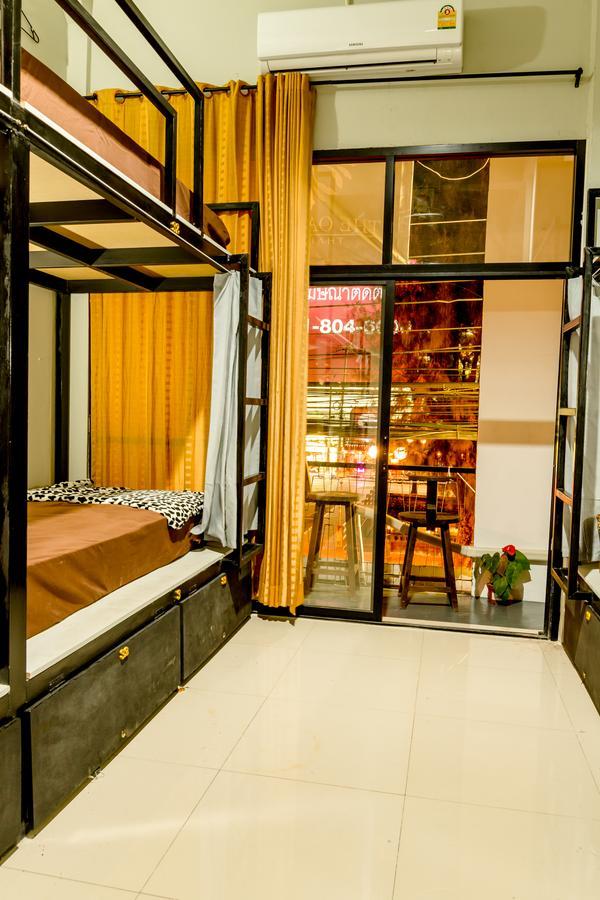 Iris Hostel Чиангмай Экстерьер фото