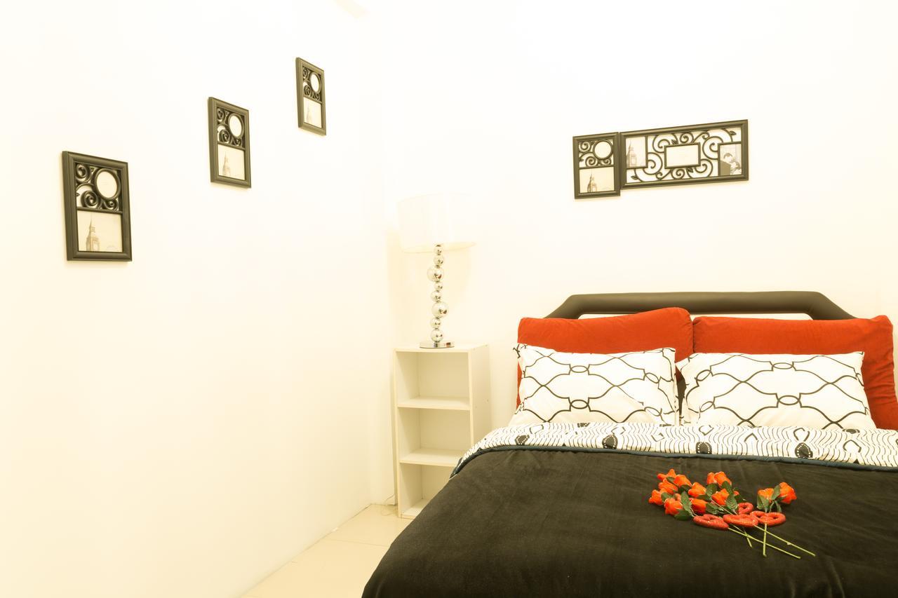Iris Hostel Чиангмай Экстерьер фото